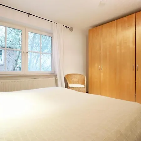Apartment Am Weiher, 3 *